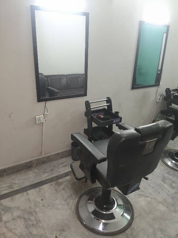 Salon Itmes For Sale 7