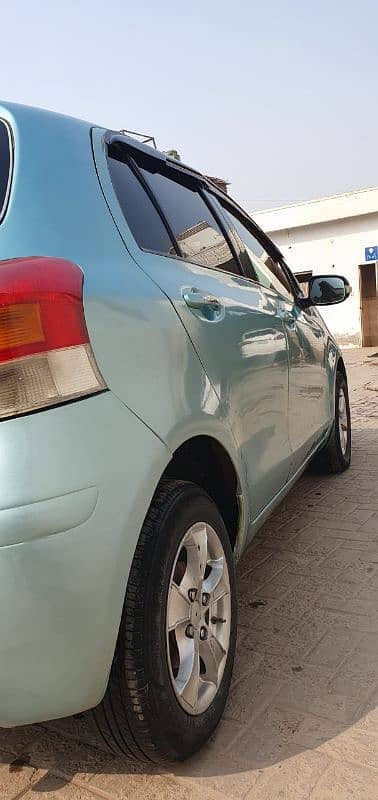 Toyota Vitz 2008 3