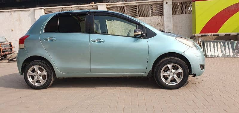 Toyota Vitz 2008 11