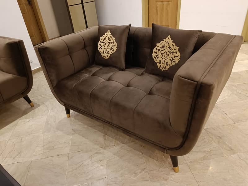 brown Sofa Set for the Living Room/ sofa set / 6 Seater sofa set 6