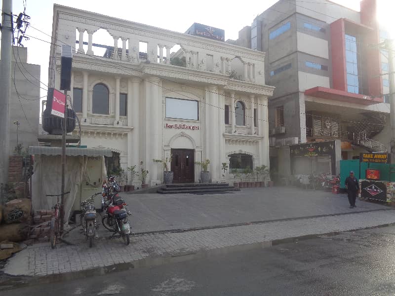 22 Marla Commercial Plot For Rent At Kohinoor Ideal For Big Brands, Outlets, Cafe 10