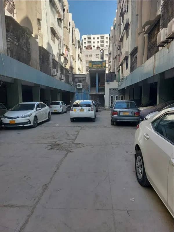 APARTMENT FOR SALE AT PECHS BLK 2 NEAR CHASE VALUE CENTRE KHALID BIN WALEED ROAD 2