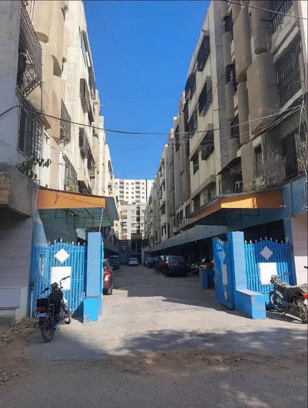 APARTMENT FOR SALE AT PECHS BLK 2 NEAR CHASE VALUE CENTRE KHALID BIN WALEED ROAD 5