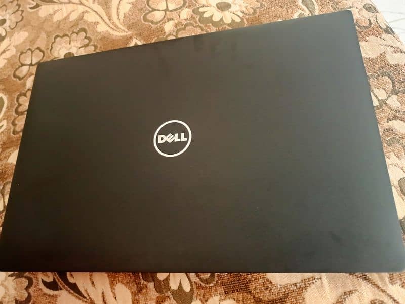 Dell  Laptop 0