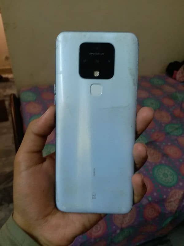 Tecno Camon 16 Se 6/128 Gb with Box Bohot  achi condition mein hai 3