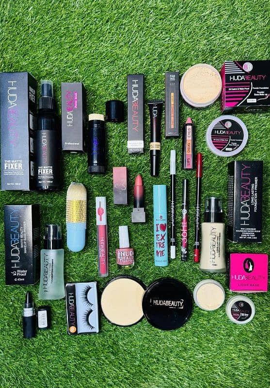 19 in 1 Makeup Deal 0