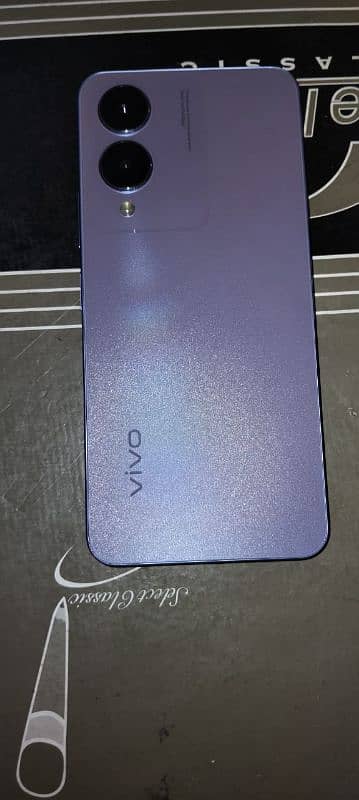 vivo y17s 1