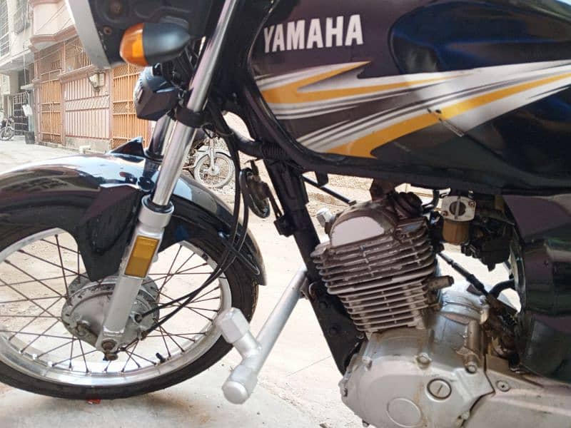 YAMAHA YBR Z 125 3