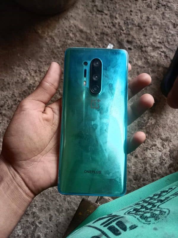 oneplus 8pro All ok bass LCD ma pindot ha jo chot he ha 9month sa 4