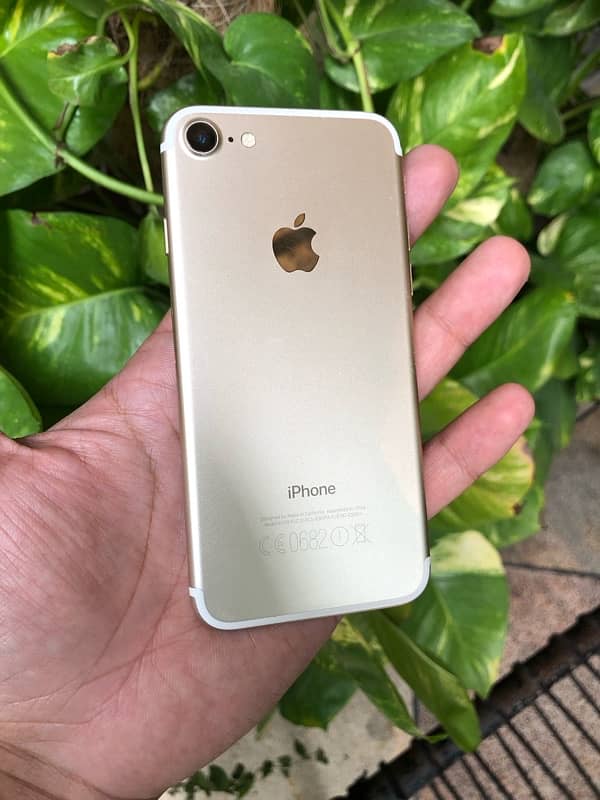 Iphone 7 128Gb Non PTA Bypass 0