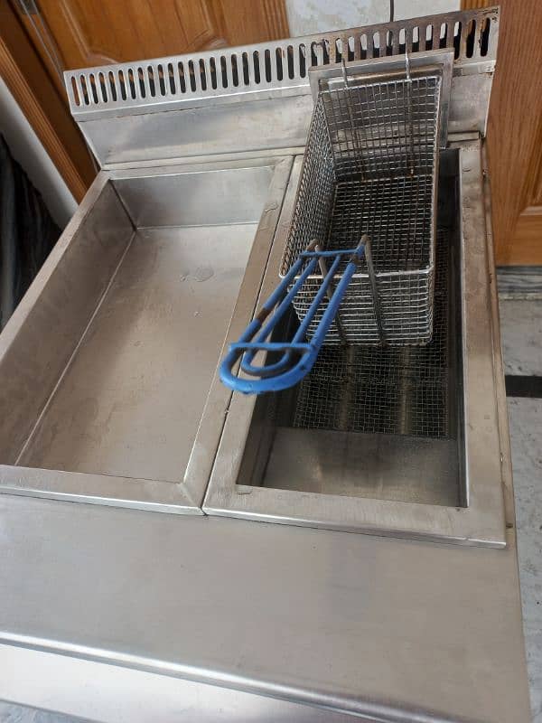 Deep Fryer 14 litter Excellent condition 4