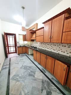 7 Marlas Upper Portion Prime Location Near Market and Mosque G-13/2