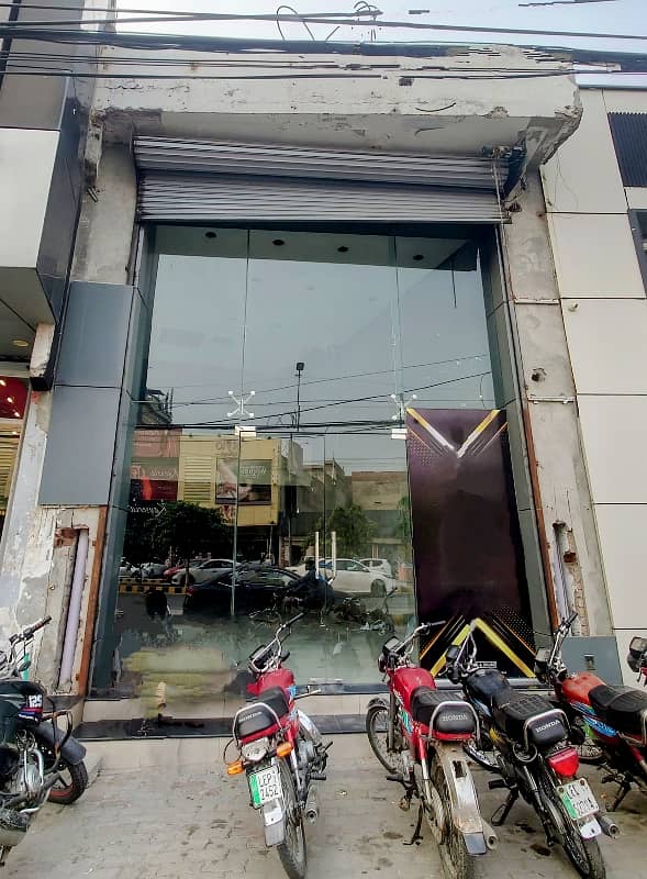 Ground + Mezzanine 1st Floor 3700 Sq. Feet Building Available For Rent In Model Town Link Road Lahore 3