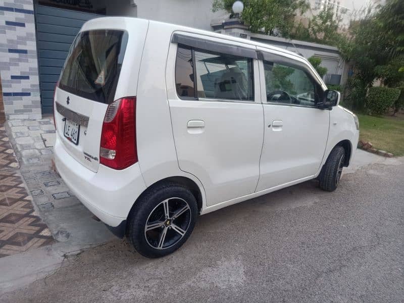 Suzuki Wagon R 2018 1