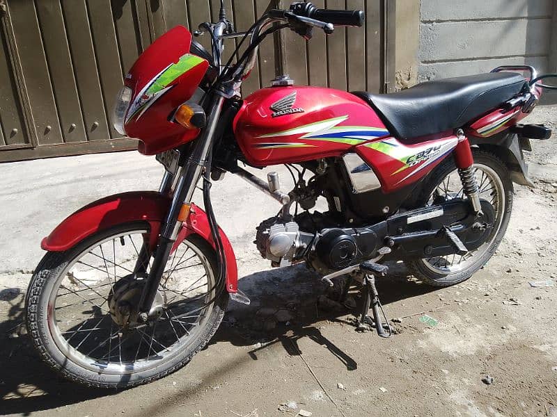 HONDA CD 70 DREAM 1