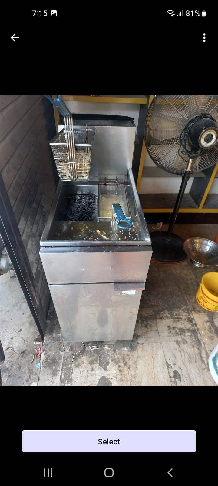 Deep fryer available for sell original condition and  good working 0