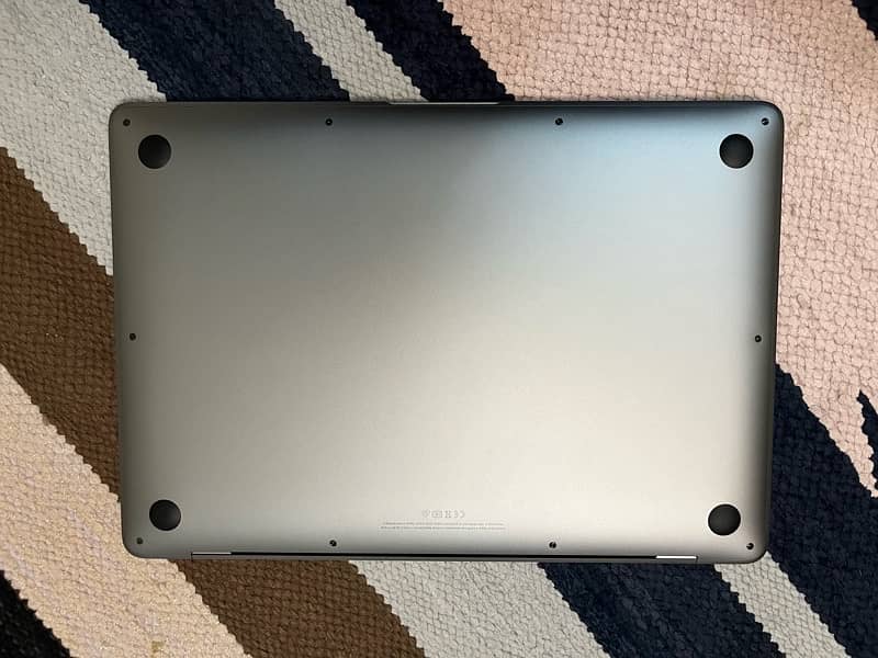 13 inch macbook air M1 1