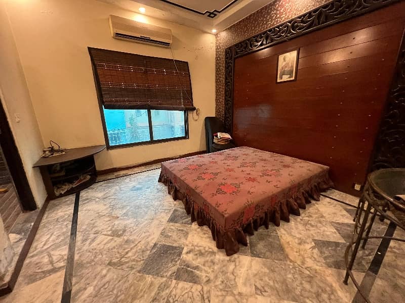 5 Marla Well Maintained Used House for sale in Johar Town Lahore 13