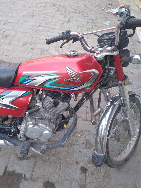 Honda CG 125  all punjab lush condition 0