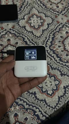 pocket WiFi device 4G data hotspot