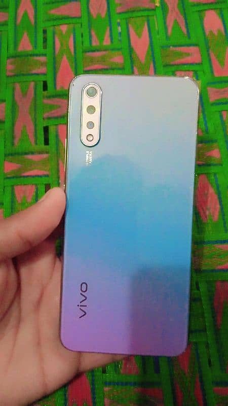 vivo S1  new mobile  8 / 256 0