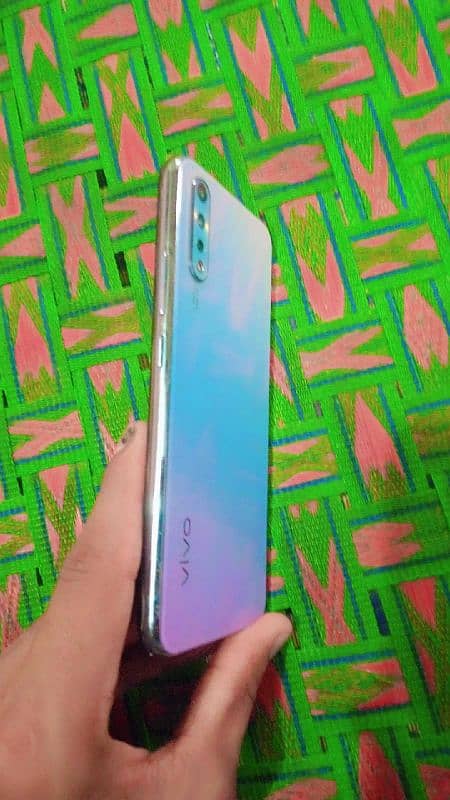 vivo S1  new mobile  8 / 256 1