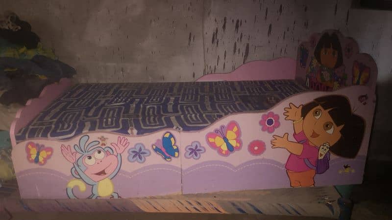 Dora baby bed for sale 0