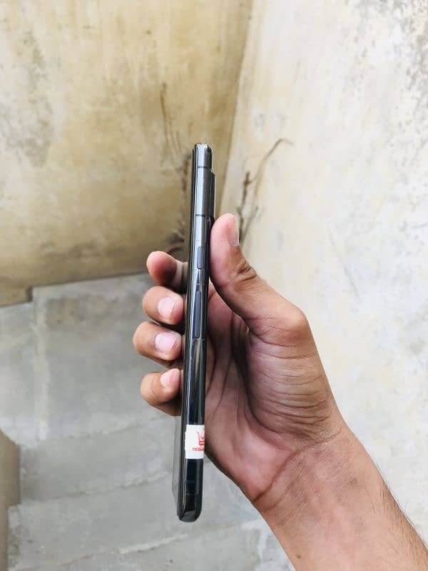 pixel7pro 10/10 condition non PTA 1