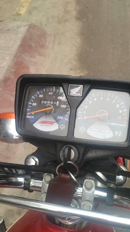 Honda 125 Good Condition 3