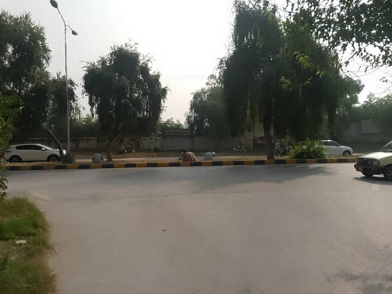 F-10/2 top location dead end street margalla face plot for sale 1