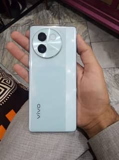 Vivo V30e 10/10