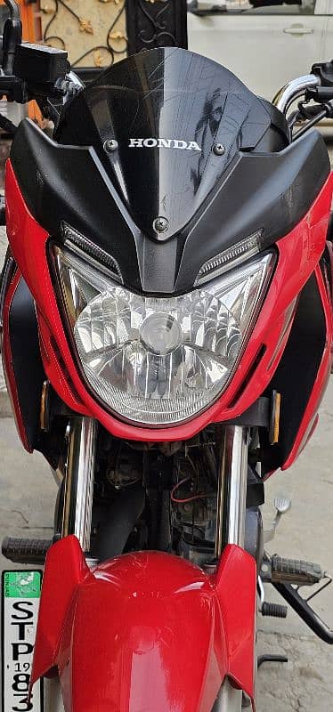 Honda CB 150F for sale on urgent basis 3