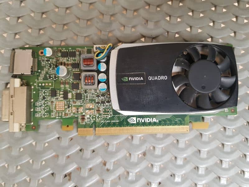 graphic card 1 gb 10/10 condition 1