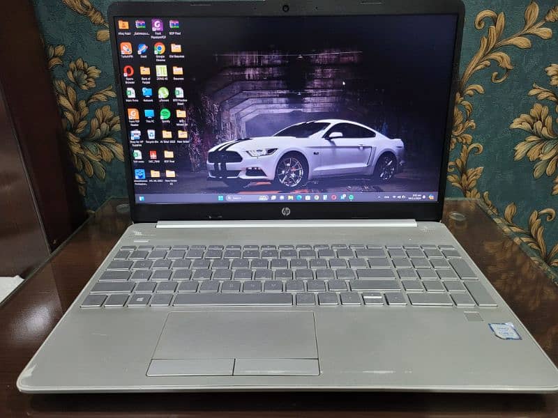 HP 15 series Core i3 7th generation 1