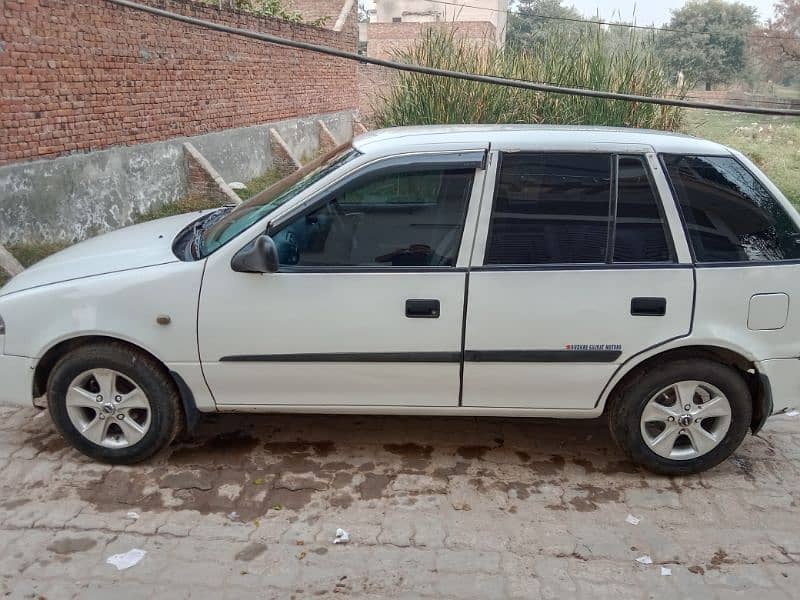 Suzuki Cultus VXR 2015 11