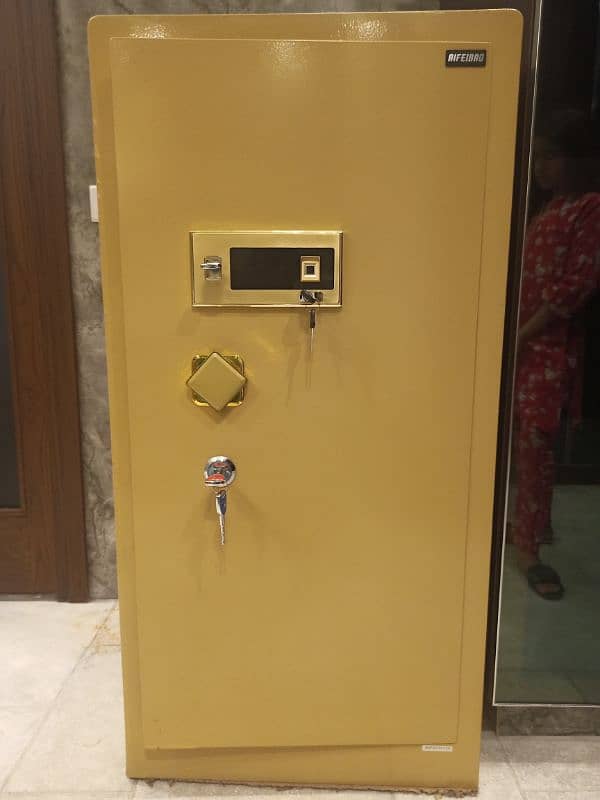 Digital Safe Locker for Sale 0