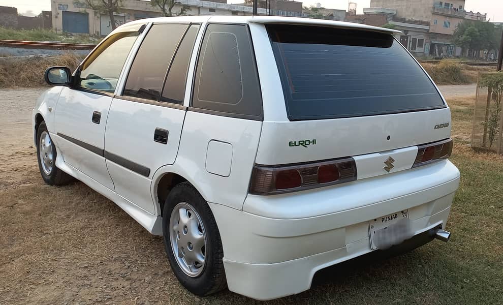 Suzuki Cultus VXR 2012 9