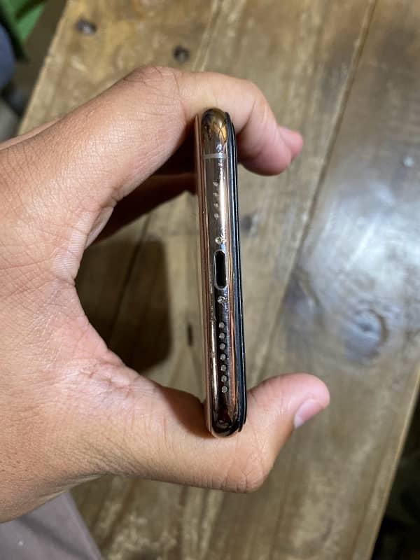 iPhone xsmax pta approved gold 1