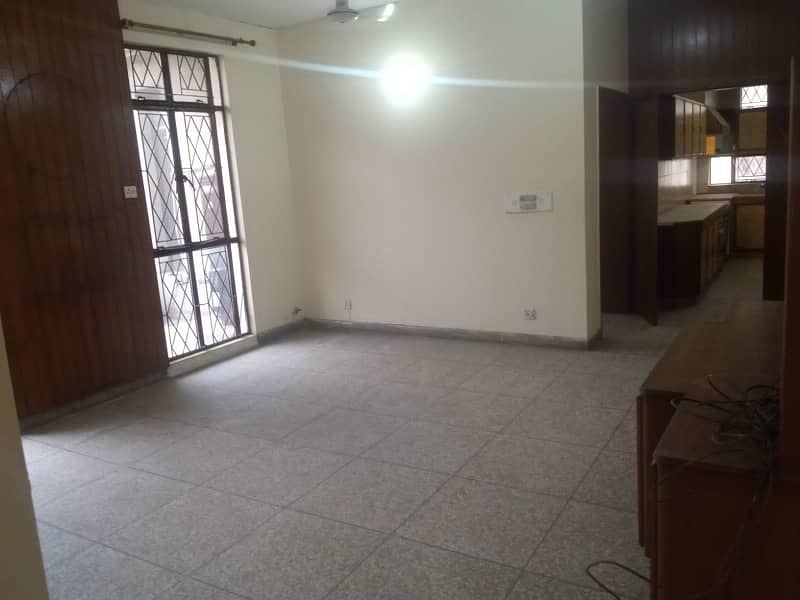 1 Kanal Upper Portion Available For Rent In W Block DHA Phase 3 Lahore 0