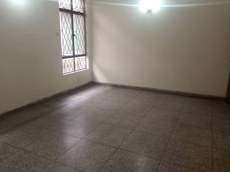 1 Kanal Upper Portion Available For Rent In W Block DHA Phase 3 Lahore 1