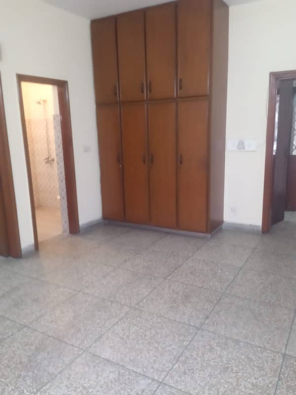 1 Kanal Upper Portion Available For Rent In W Block DHA Phase 3 Lahore 12