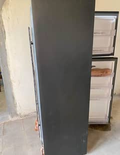 Haier fridge HRF_336