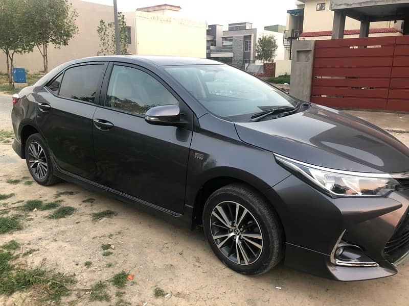 Toyota Corolla Altis 2019 3