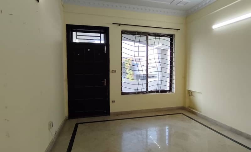 6 marla uper and 2nd floor for rent in pwd 0