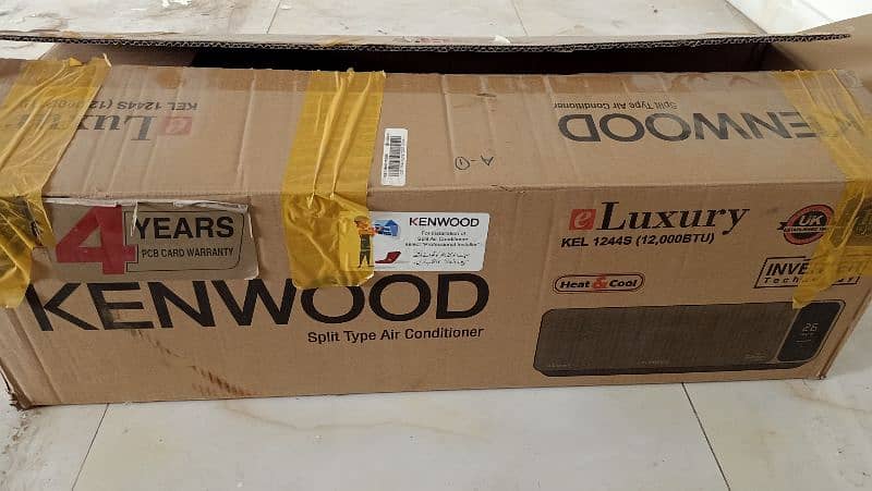 Kenwood Like New 1 Ton. AC 5