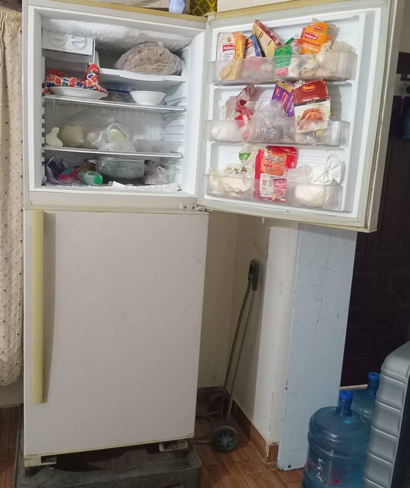 PEL PRA 160 Refrigerator, Very Good Condition, Urgent Sale 4