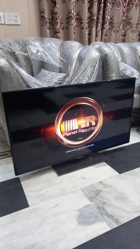 Samsung Led Tv 42 inch good condition no fault 0321//512//0593 4