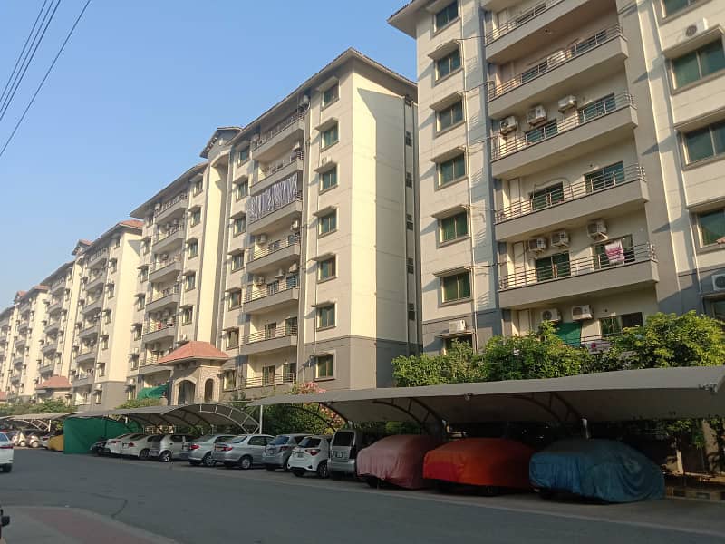 This Is A Three Bed Room Apartment With All Amenities. 4