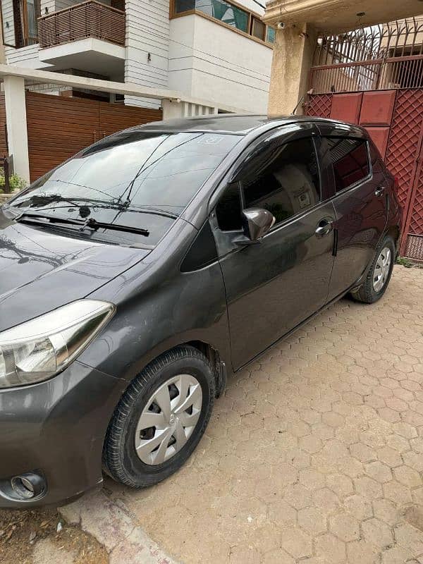 Toyota Vitz 2012 3