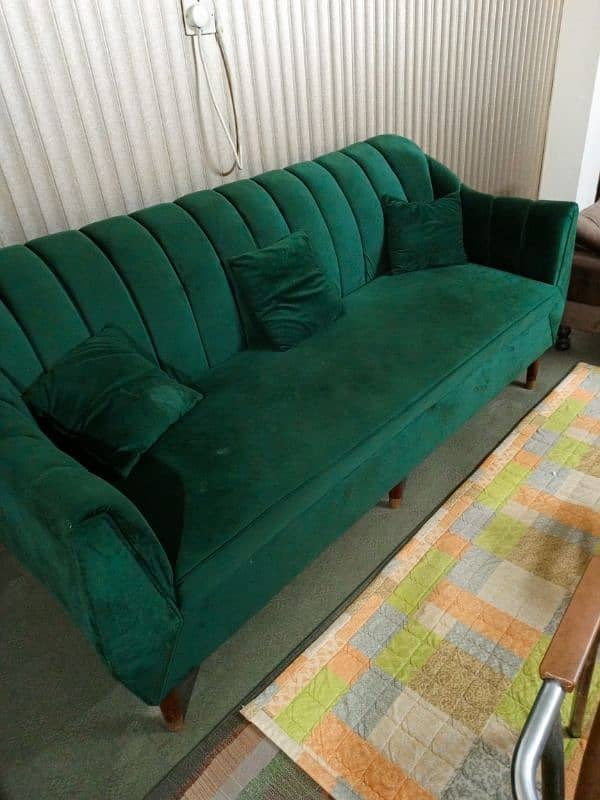 Sofa Set just like new, used for one month only 5